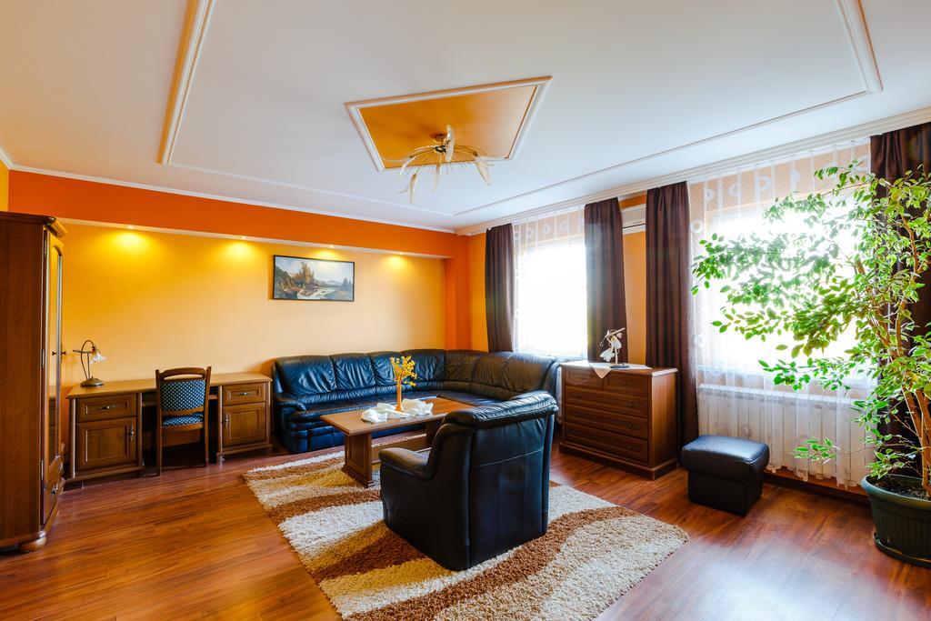 Spa Hotel Gloria Przemyśl Exterior foto